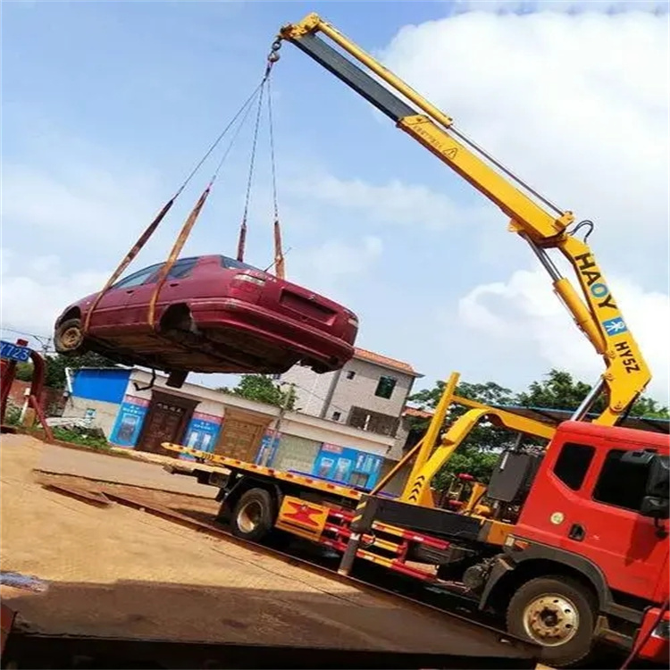 淮安吊车吊汽车的正确方法