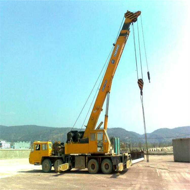 淮安附近随车吊出租电话_12-100吨随车吊24小时服务_随叫随到新客享优惠